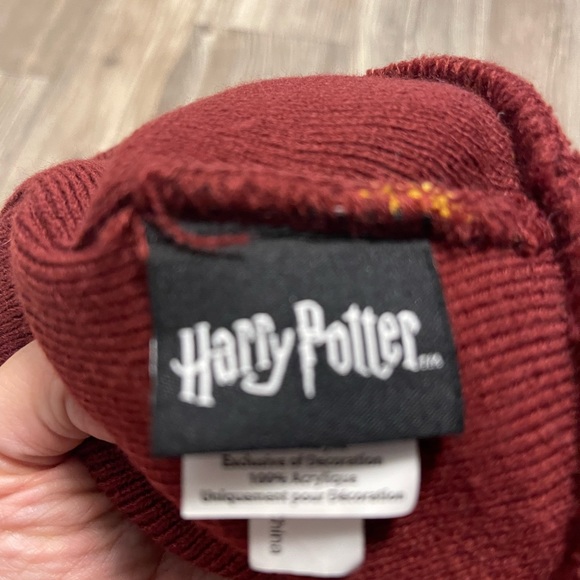 Harry porter gryffindor beanie
#1 - Picture 3 of 3